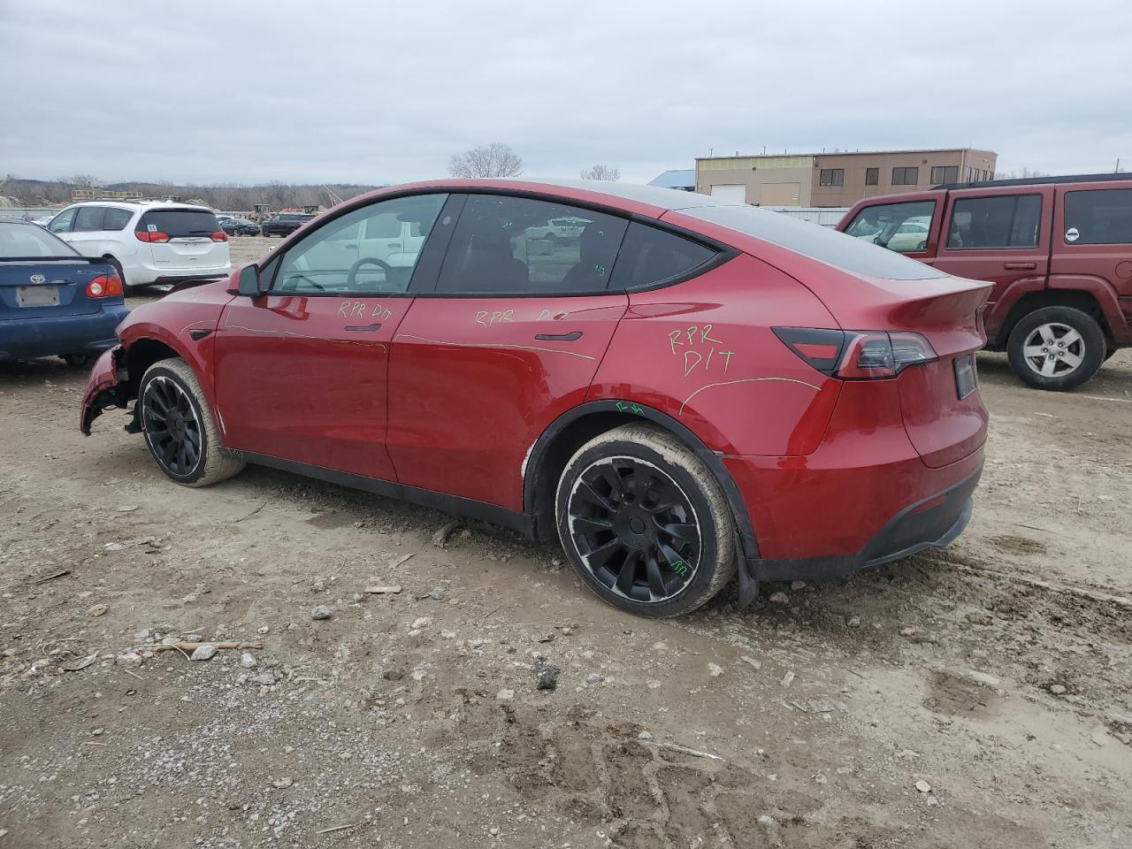 2024 TESLA MODEL Y  VIN:7SAYGDEE8RF082636