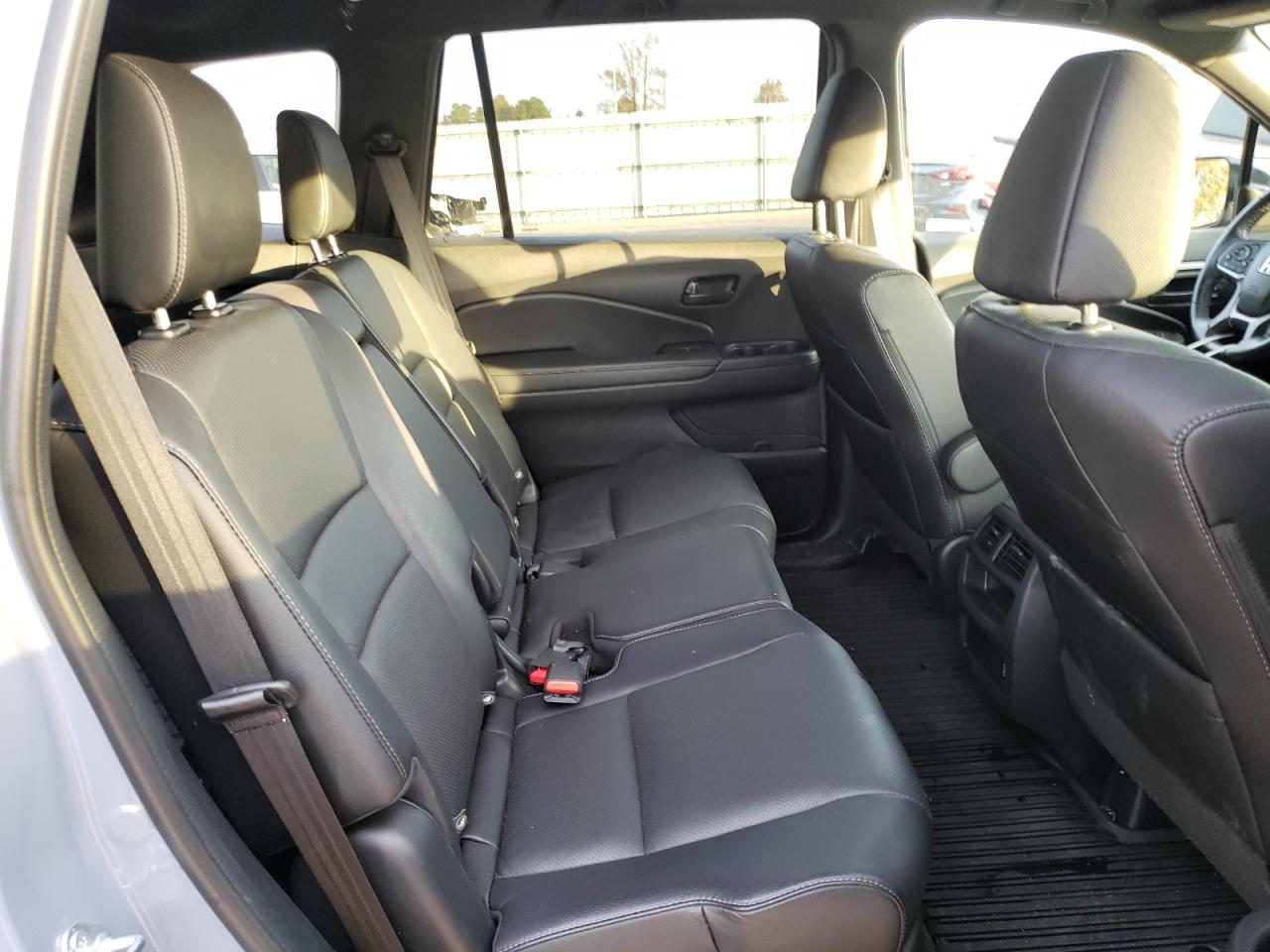 2022 HONDA PASSPORT EXL VIN:5FNYF8H57NB001140