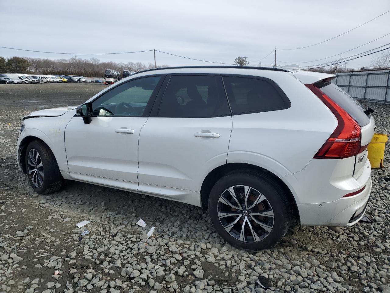 2024 VOLVO XC60 PLUS VIN:YV4L12RL1R1711424