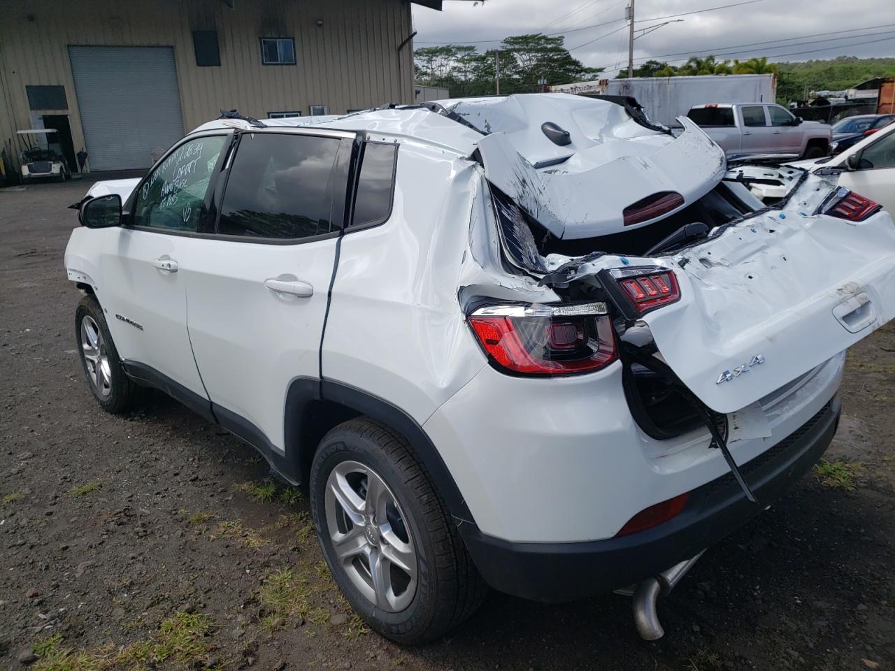 2024 JEEP COMPASS LATITUDE VIN:3C4NJDBN3RT595848