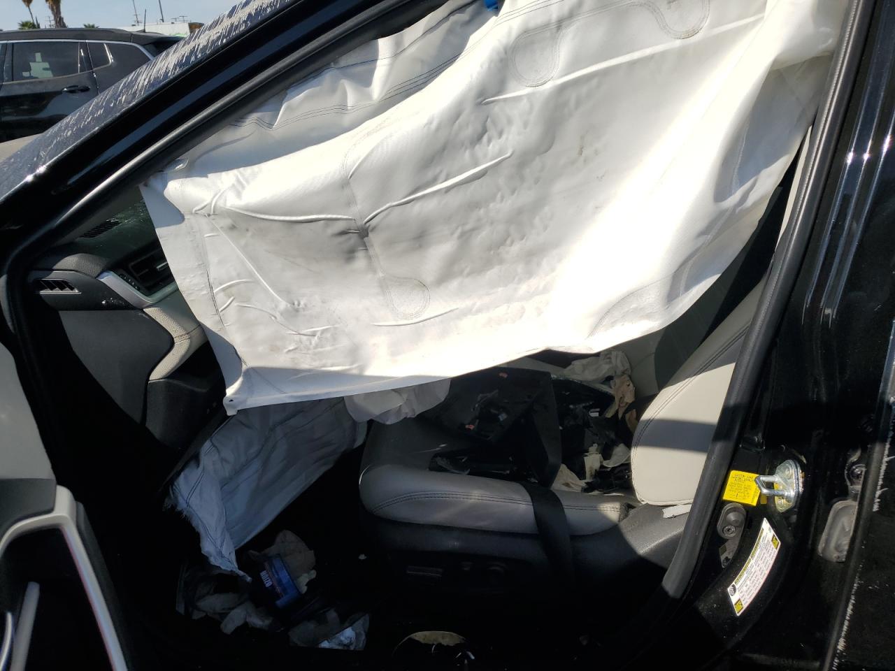 2022 TOYOTA RAV4 XLE PREMIUM VIN:2T3C1RFV6NC200029