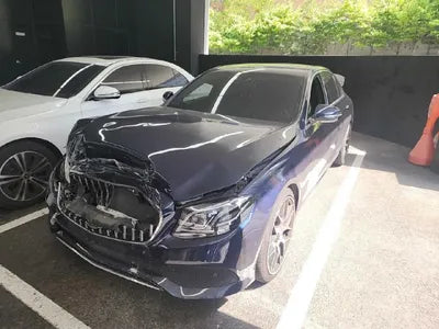 2017 Mercedes-Benz E 220 VIN: