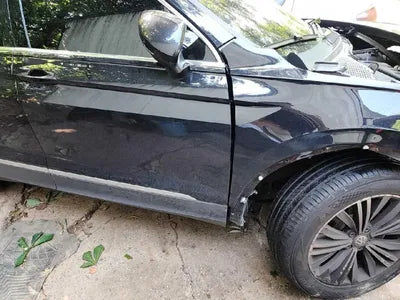 2019 Volkswagen Tiguan VIN: