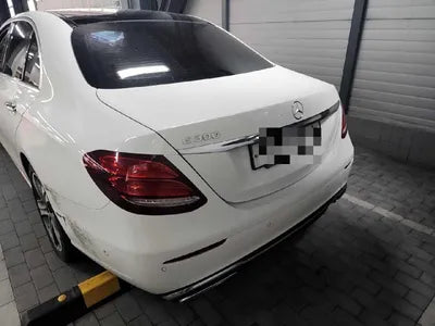 2016 Mercedes-Benz E 300 VIN: