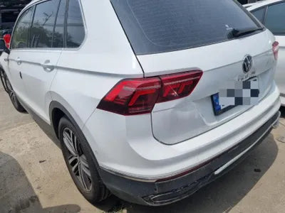 2022 Volkswagen Tiguan VIN: