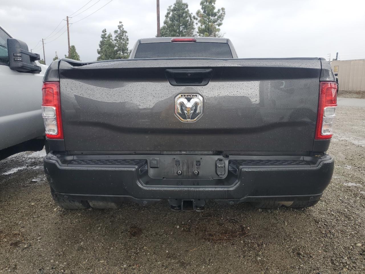 2022 RAM 3500 TRADESMAN VIN:3C63RPGL8NG316526