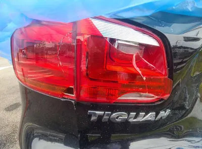 2015 Volkswagen Tiguan VIN: