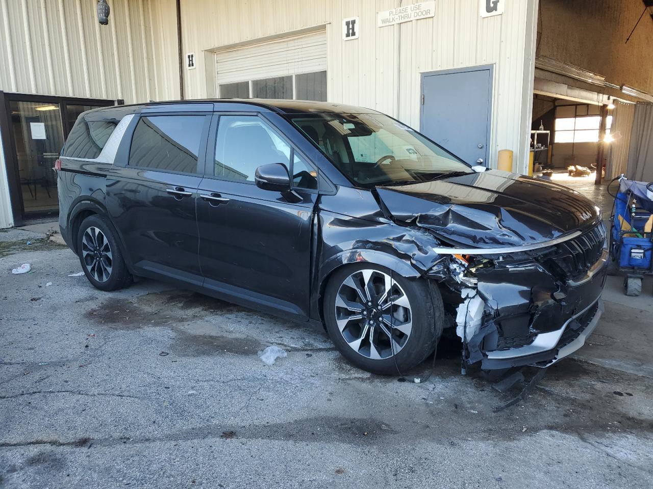 2022 KIA CARNIVAL EX VIN:KNDNC5H37N6181496