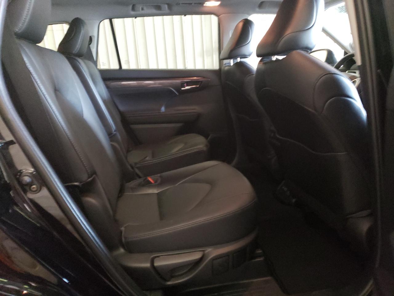 2022 TOYOTA HIGHLANDER PLATINUM VIN:5TDFZRBH6NS174697