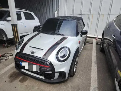 2021 MINI Cooper VIN: