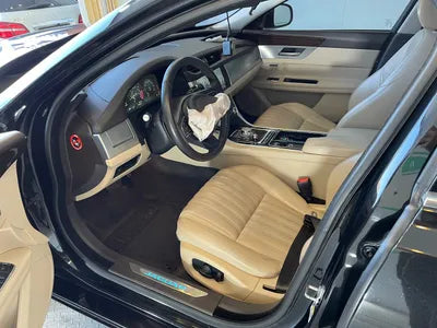 2017 Jaguar XF SAJBB4BNXHCY47008 VIN:SAJBB4BNXHCY47008