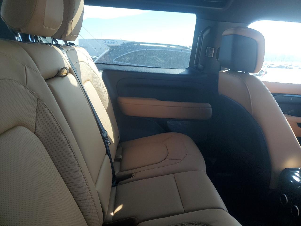 2024 LAND ROVER DEFENDER 90 VIN:SALEB6EE7R2346435