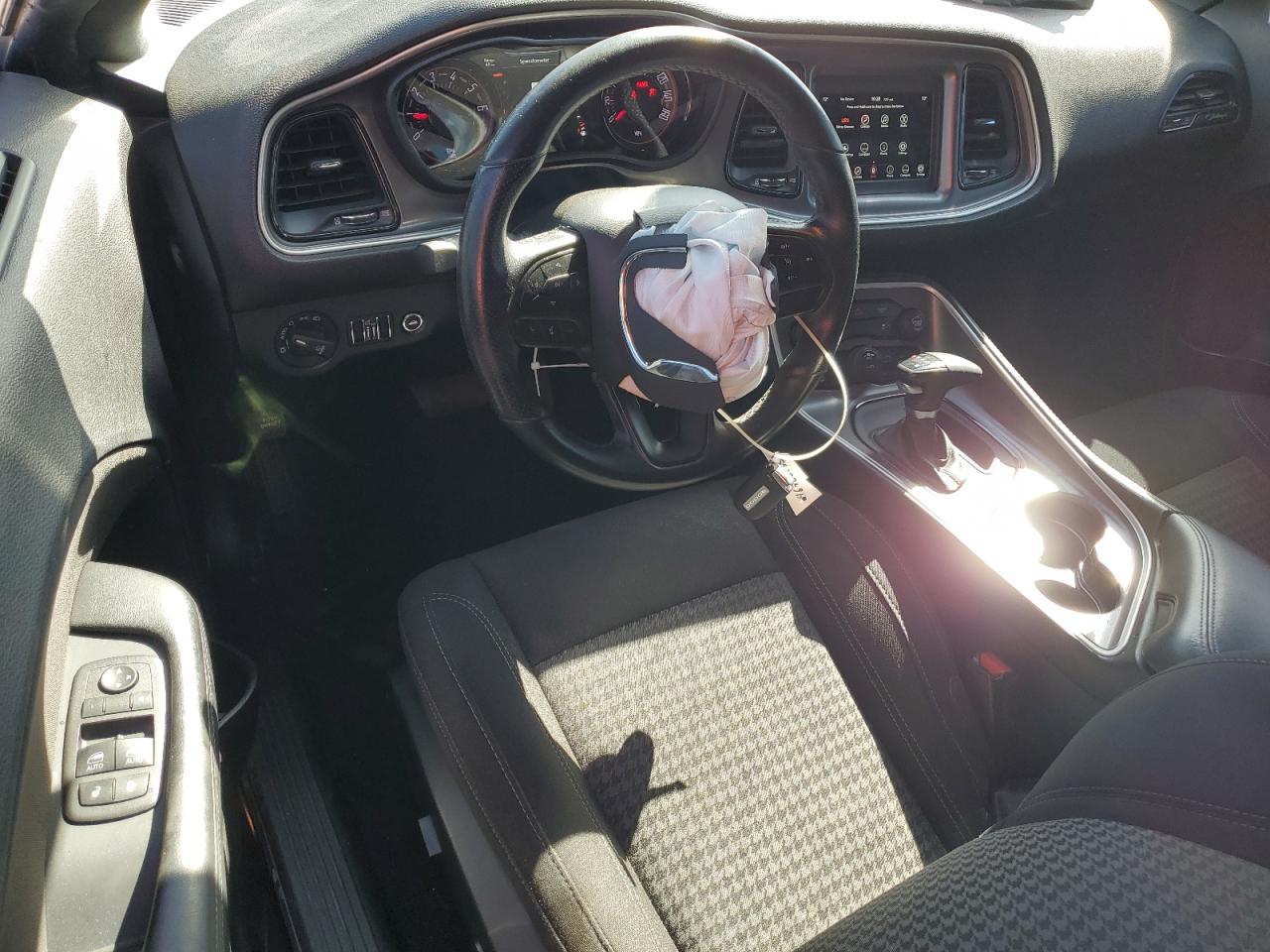 2022 DODGE CHALLENGER SXT VIN:2C3CDZAG4NH151688