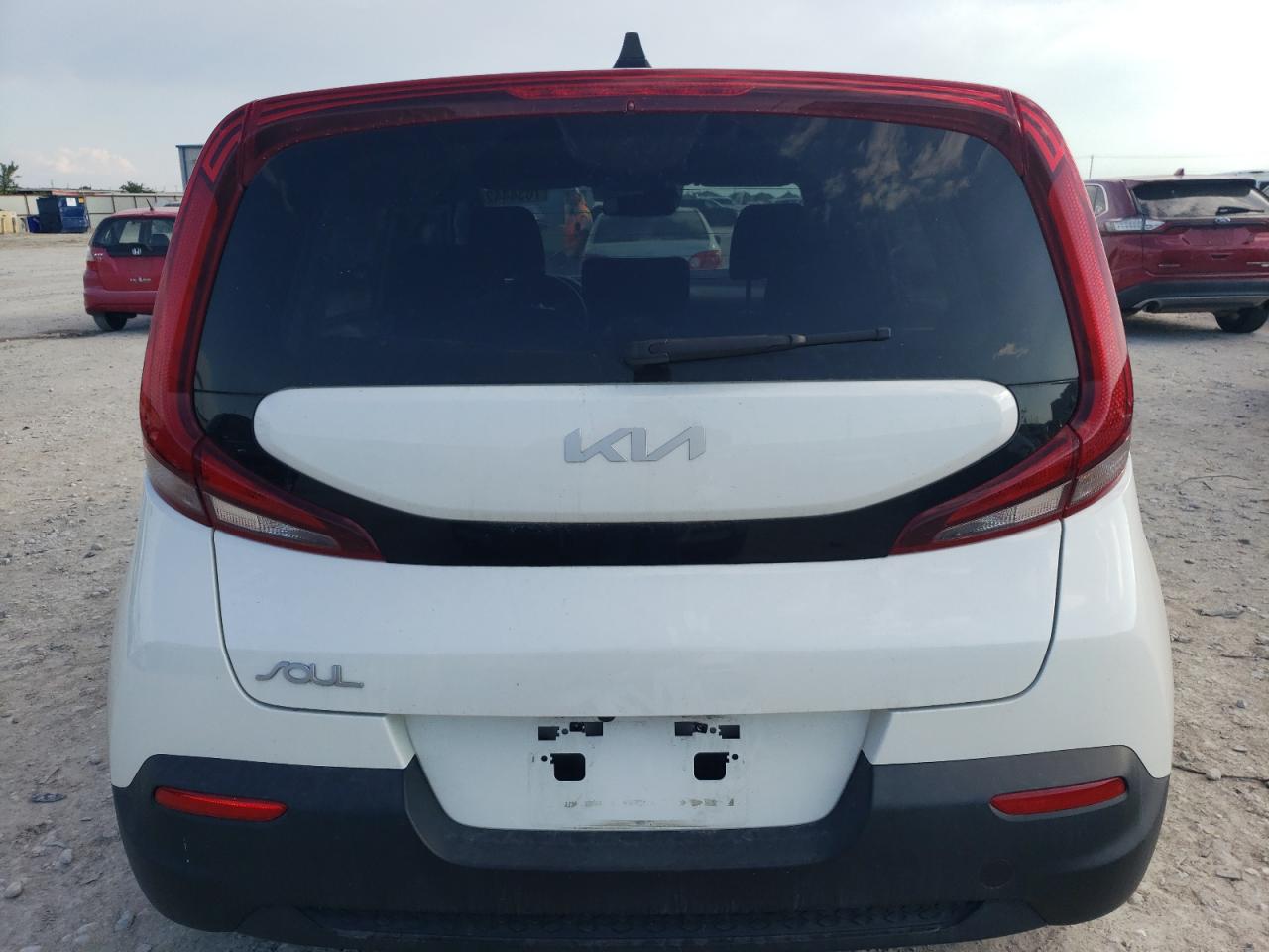 2022 KIA SOUL LX VIN:KNDJ23AU8N7180084