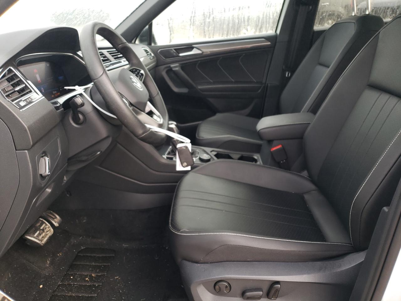 2022 VOLKSWAGEN TIGUAN SE R-LINE BLACK VIN:3VV8B7AX2NM155009