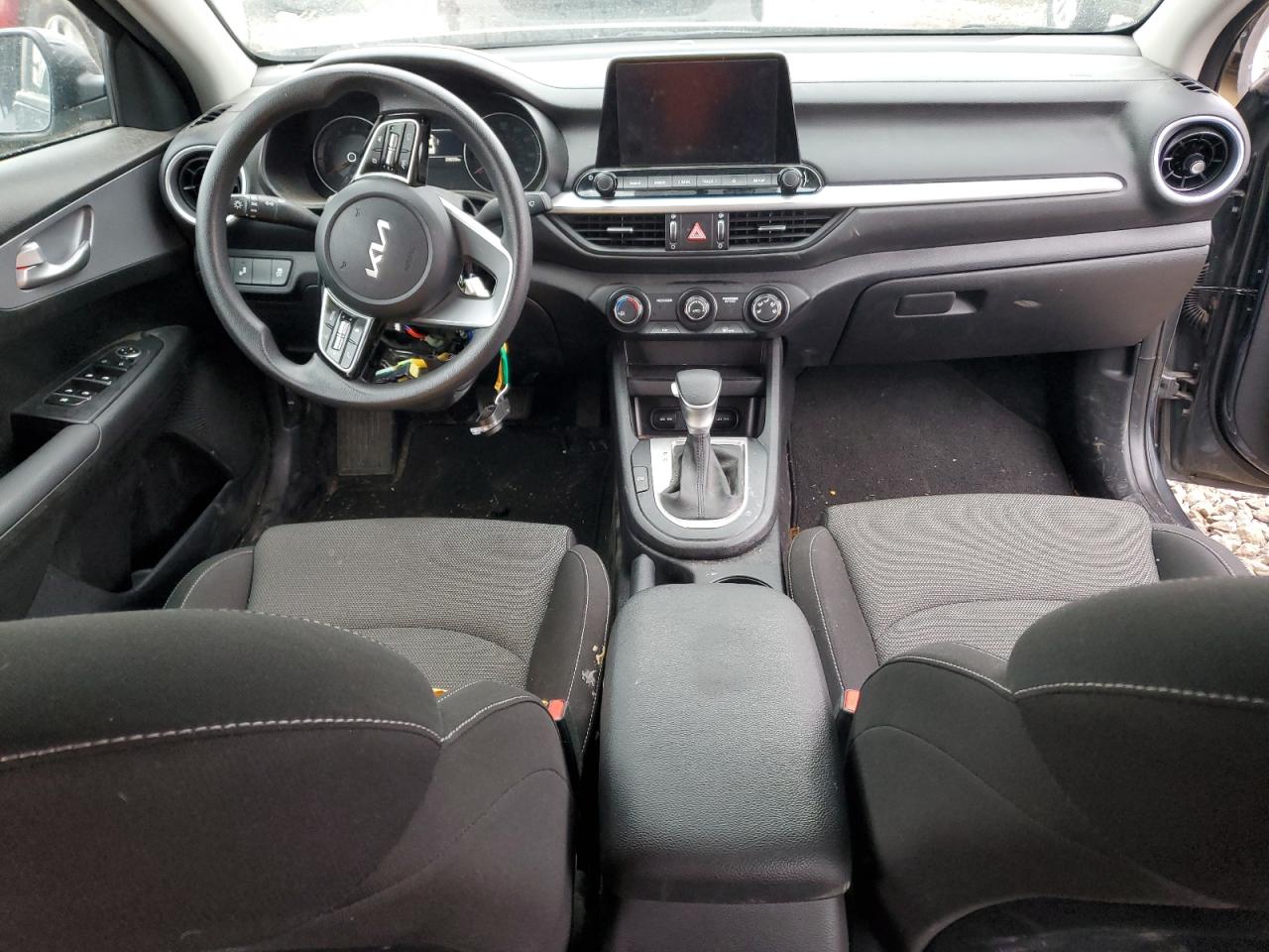 2023 KIA FORTE LX VIN:3KPF24AD1PE688119