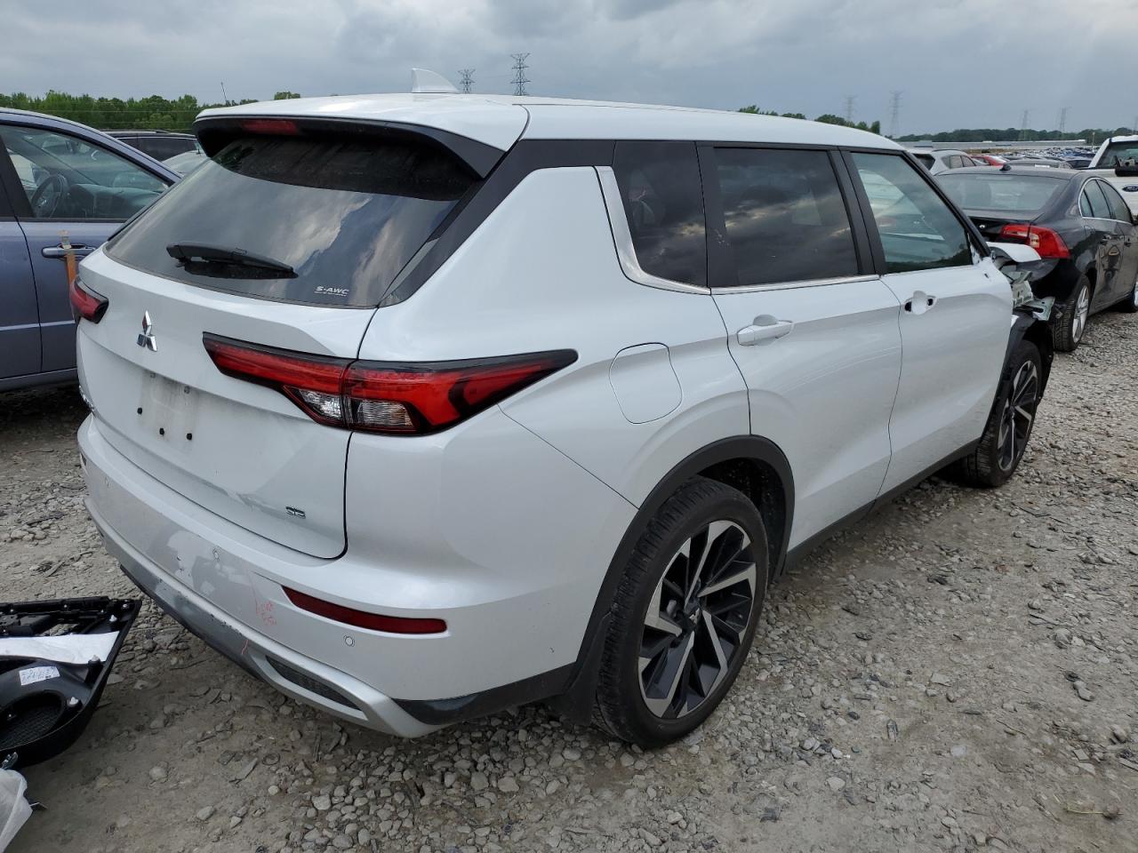 2022 MITSUBISHI OUTLANDER SE VIN:JA4J4UA81NZ064727