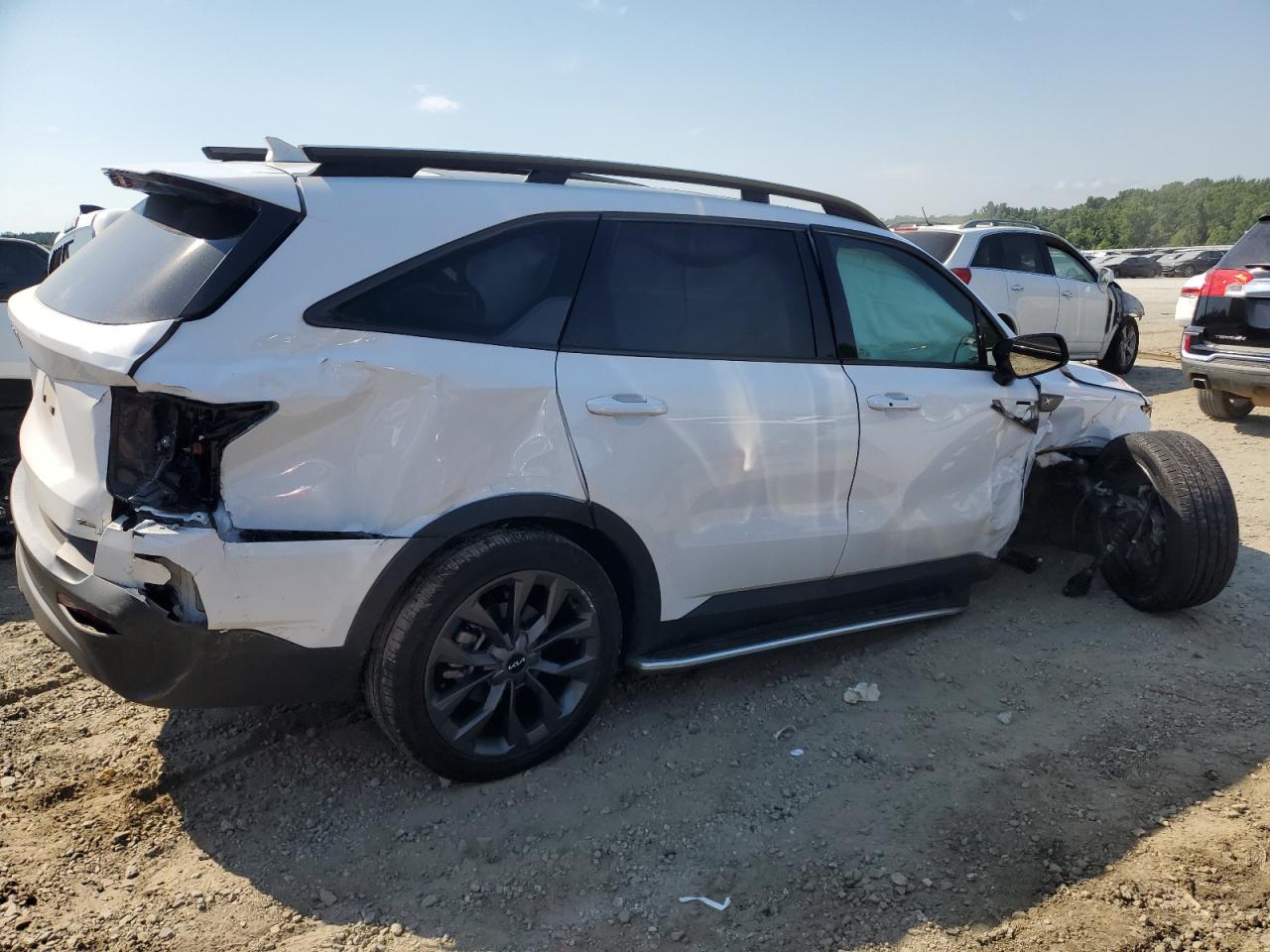 2023 KIA SORENTO EX VIN:5XYRHDLFXPG214862