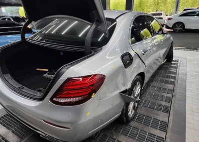 2018 Mercedes-Benz E 220 VIN: