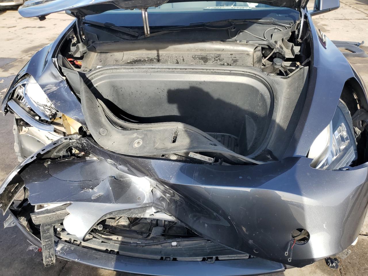 2022 TESLA MODEL Y  VIN:7SAYGDEE9NF315918