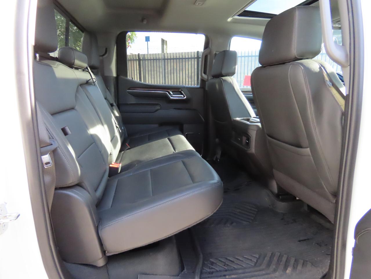 2024 CHEVROLET SILVERADO K1500 LT TRAIL BOSS VIN:3GCUDFED7RG294736