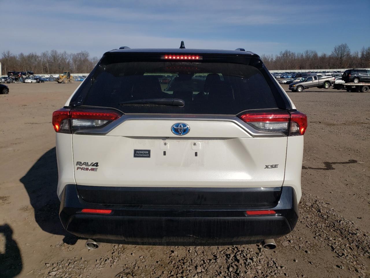 2022 TOYOTA RAV4 PRIME XSE VIN:JTMEB3FV0ND110213