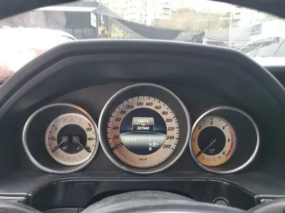 2014 Mercedes-Benz E 250 VIN: