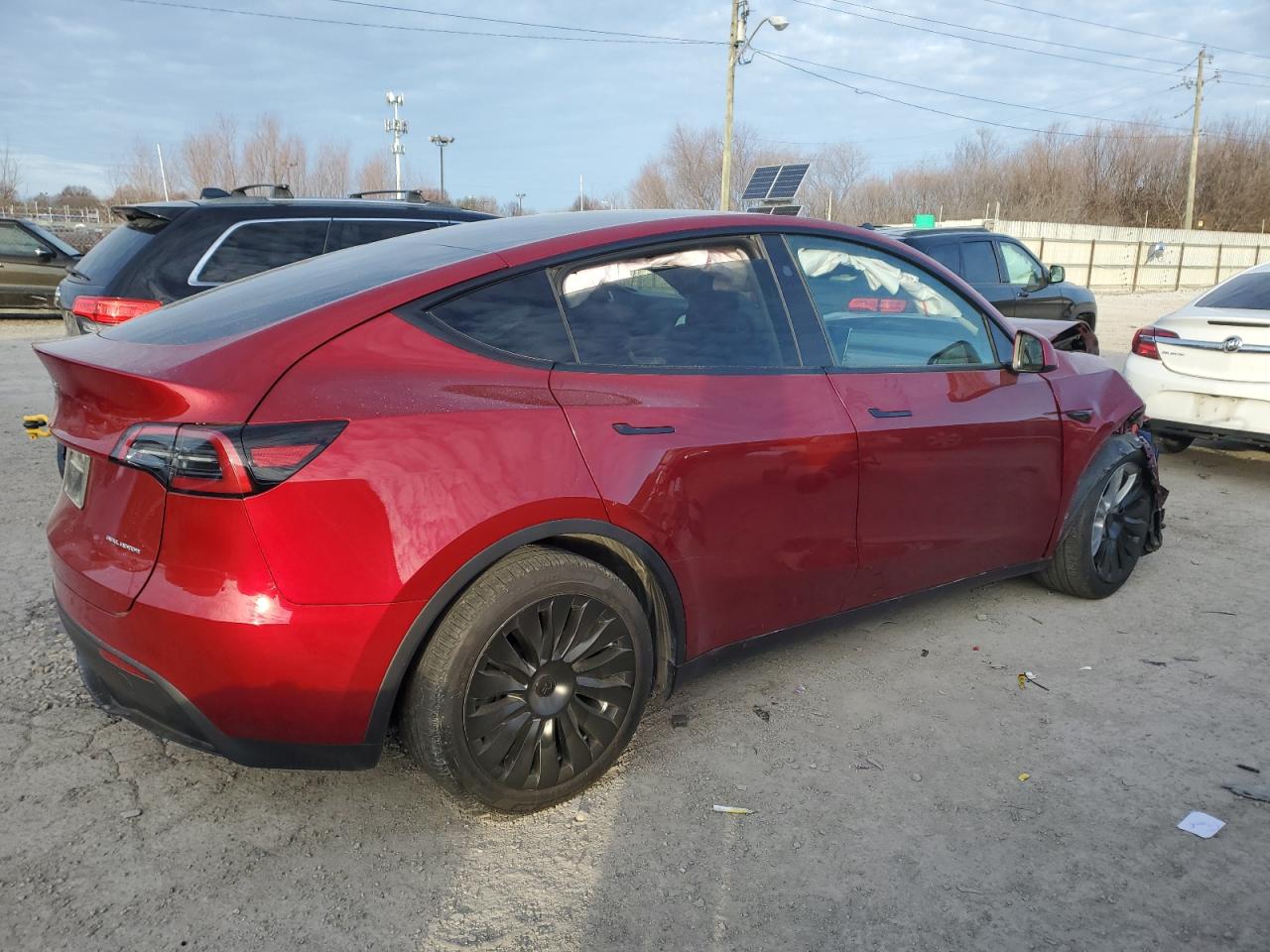 2024 TESLA MODEL Y  VIN:7SAYGDEE4RA222288