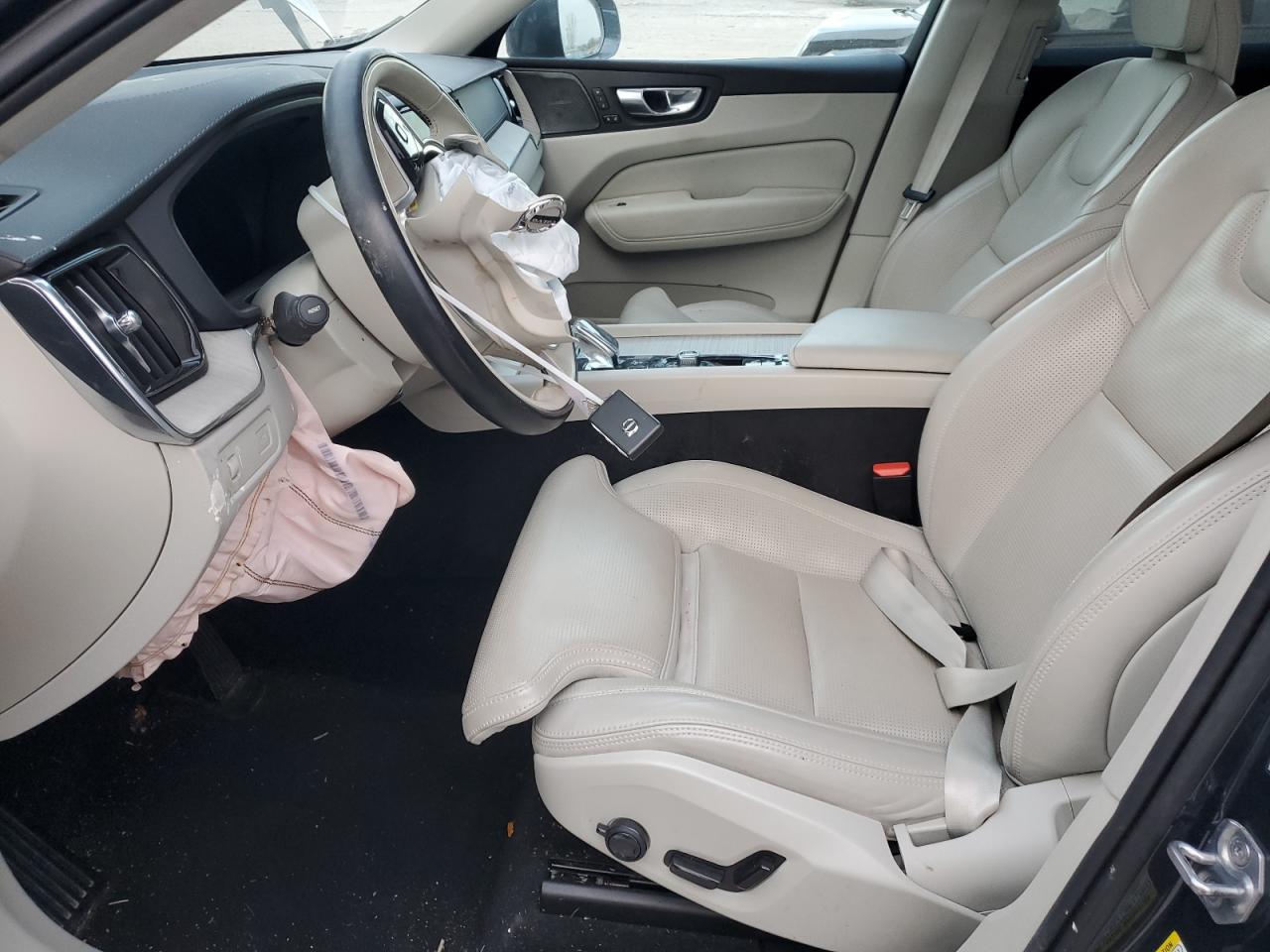 2022 VOLVO XC60 B6 INSCRIPTION VIN:YV4062RL4N1946981