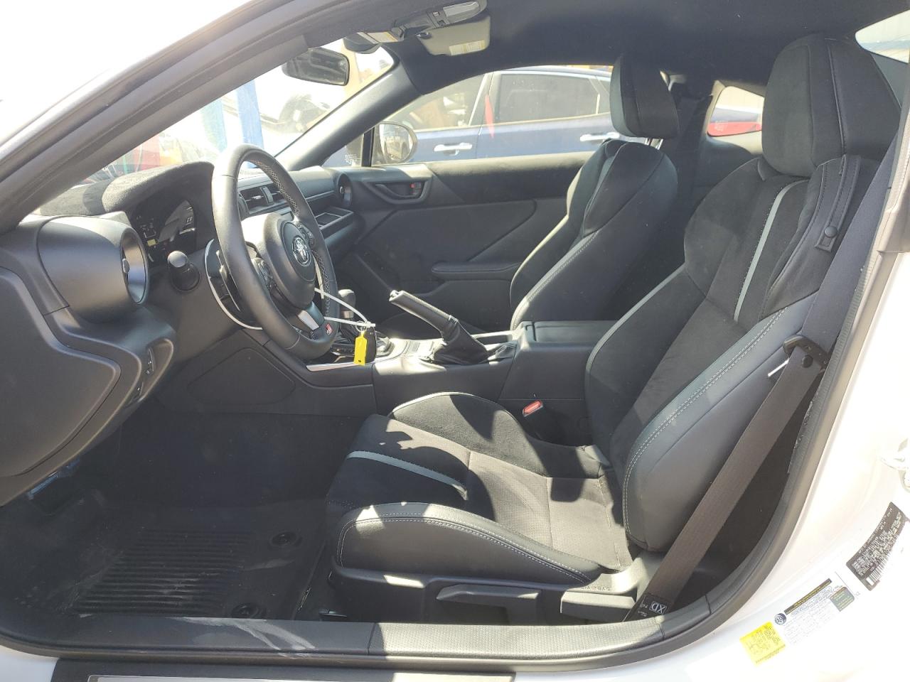 2024 TOYOTA GR 86 PREMIUM VIN:JF1ZNBE10R8754638