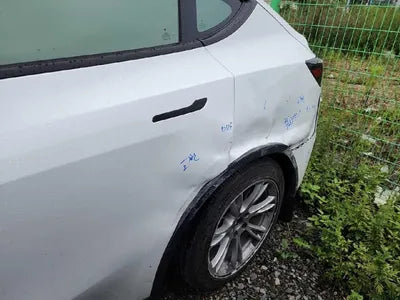 2023 Tesla Model Y VIN: