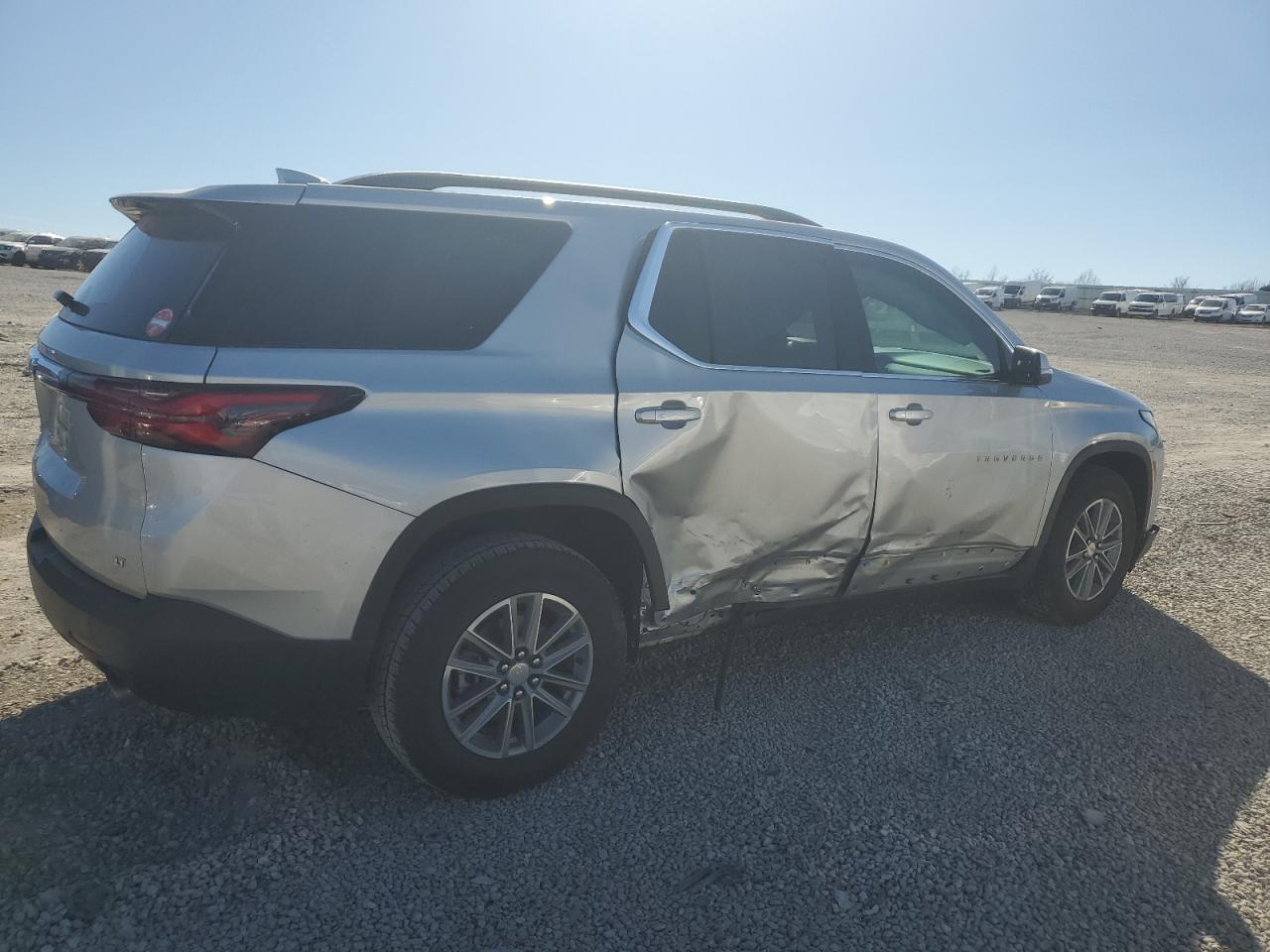 2022 CHEVROLET TRAVERSE LT VIN:1GNERGKW1NJ166154