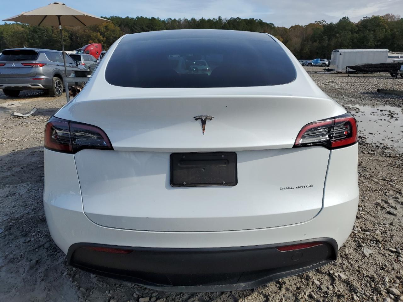2023 TESLA MODEL Y  VIN:7SAYGAEE1PF830400