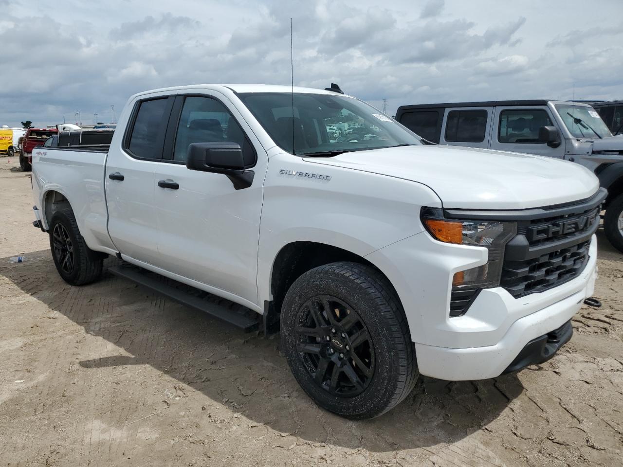 2024 CHEVROLET SILVERADO K1500 CUSTOM VIN:1GCRDBEK5RZ100296