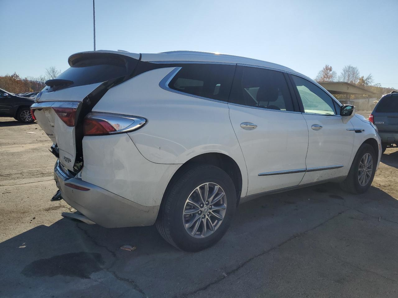 2023 BUICK ENCLAVE ESSENCE VIN:5GAEVAKW2PJ230059