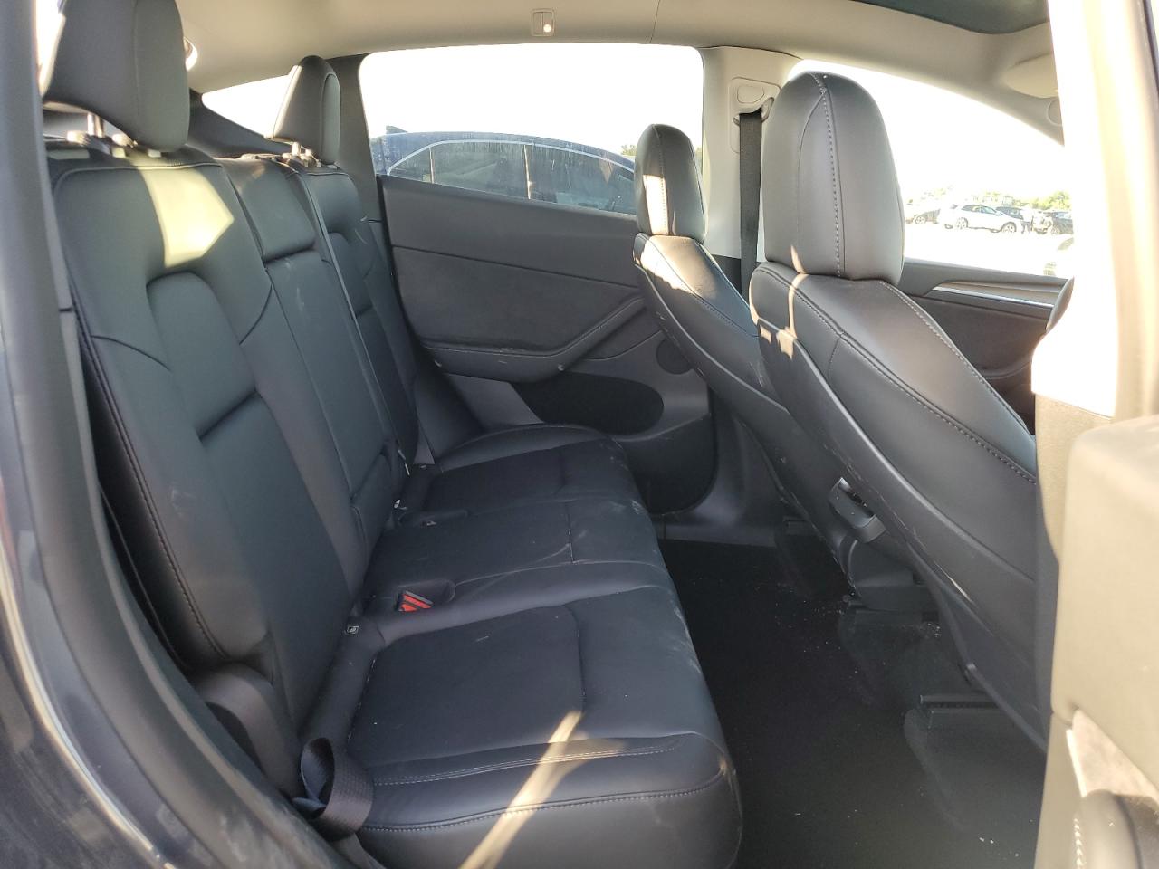2022 TESLA MODEL Y  VIN:7SAYGDEF2NF549312