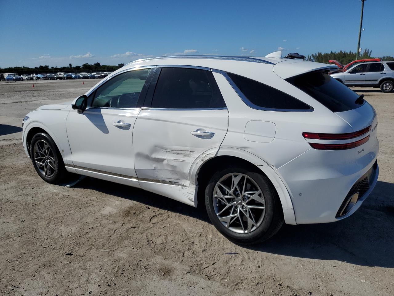 2023 GENESIS GV70 BASE VIN:KMUMADTB6PU084859