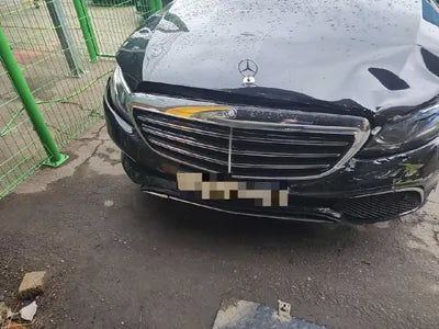 2017 Mercedes-Benz E 220 VIN: