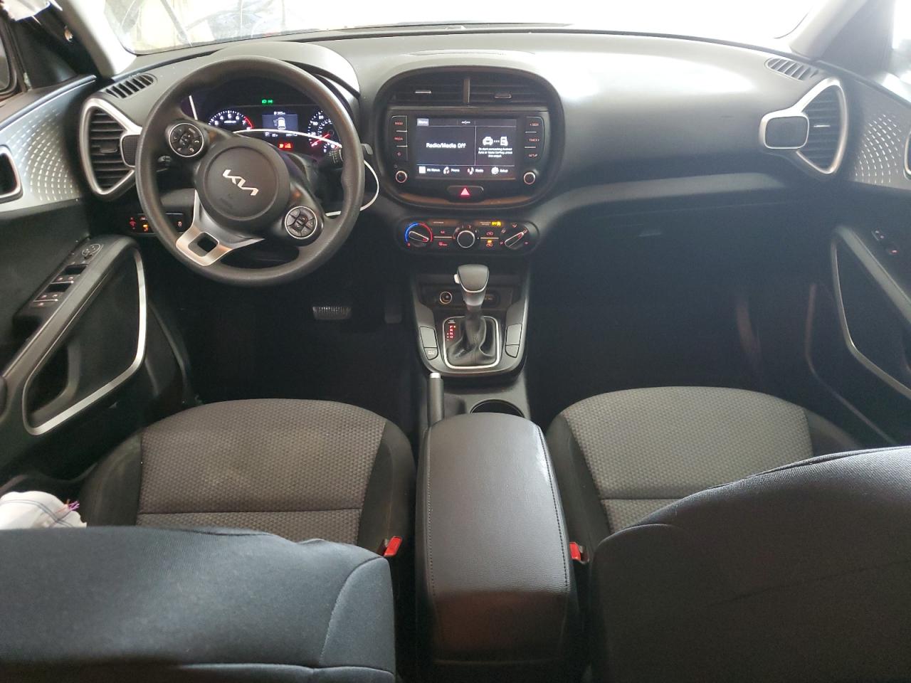 2022 KIA SOUL LX VIN:KNDJ23AU3N7186035