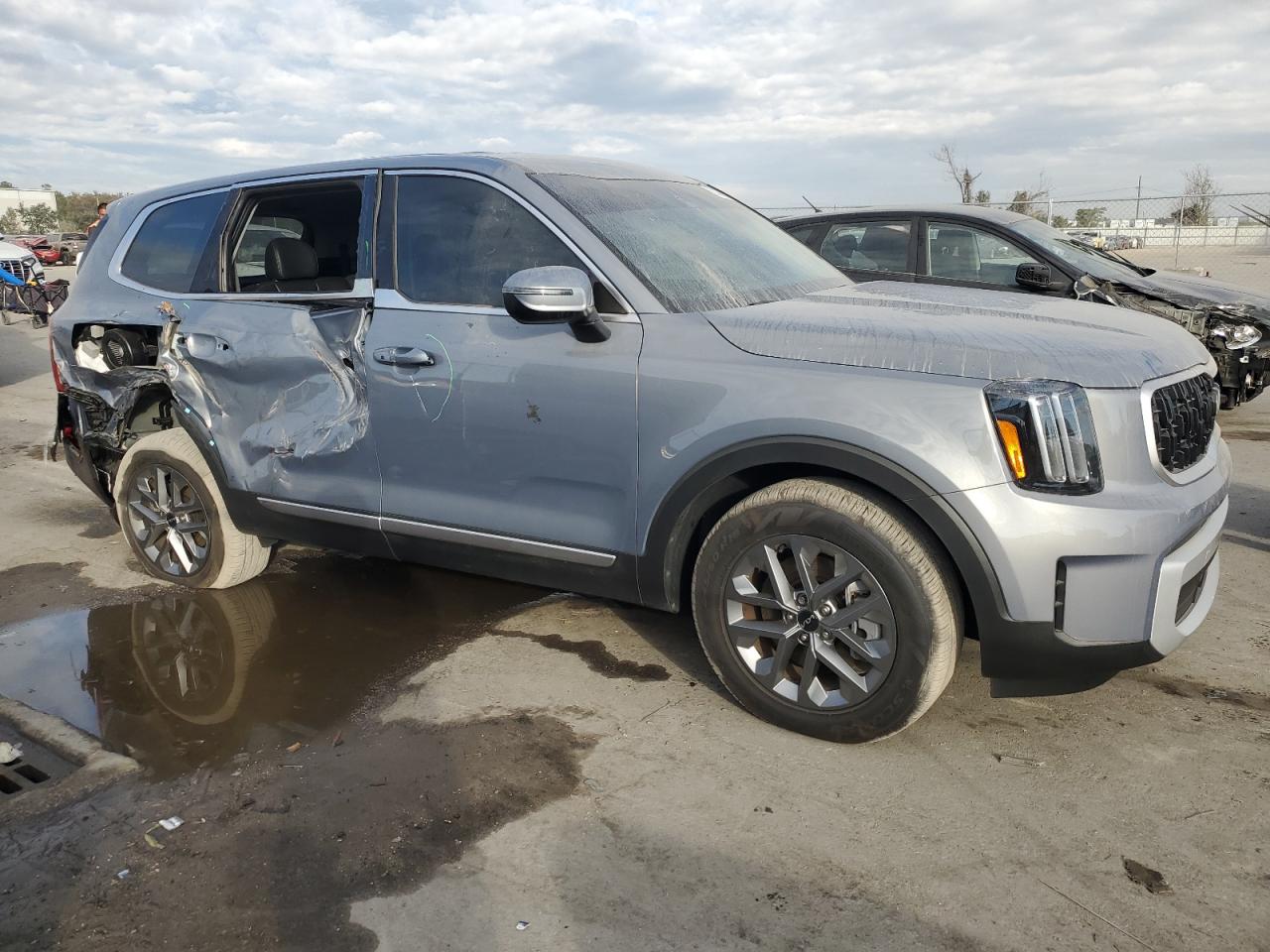 2024 KIA TELLURIDE LX VIN:5XYP24GC2RG526203