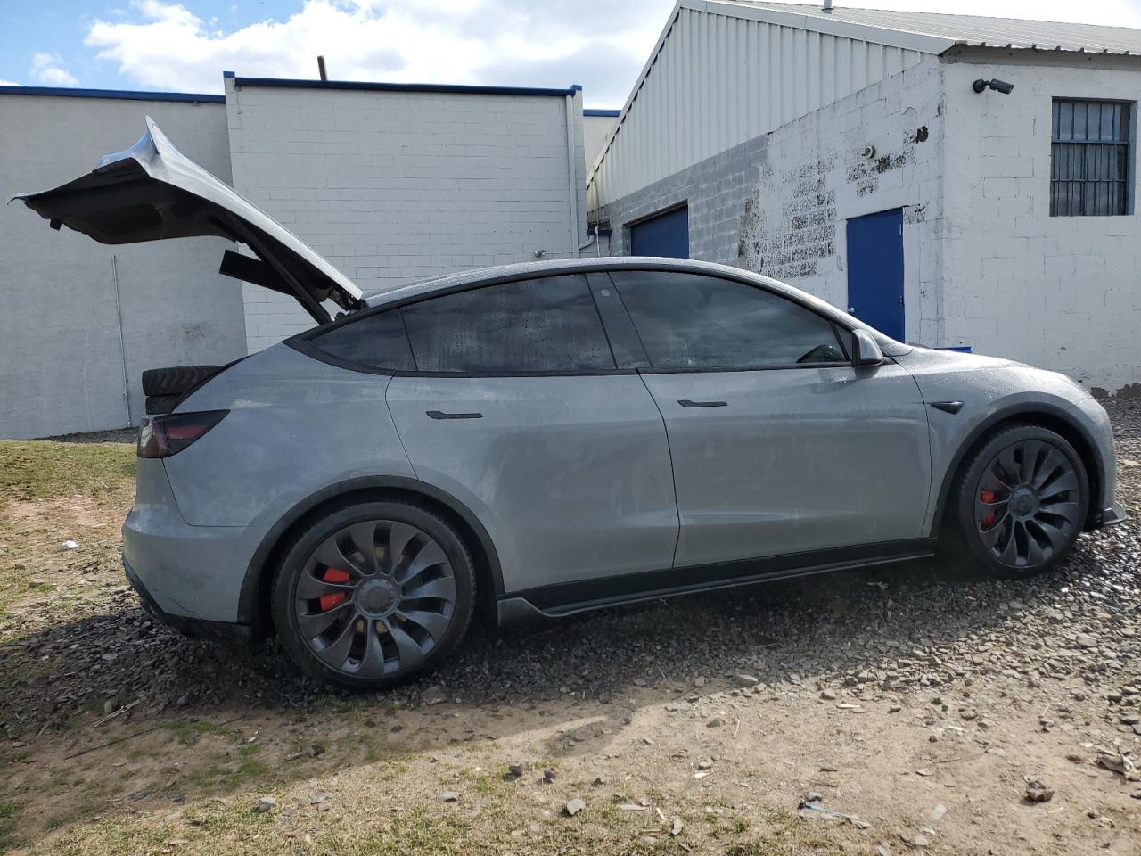 2023 TESLA MODEL Y  VIN:7SAYGDEF0PF661948