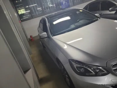 2014 Mercedes-Benz E 300 VIN: