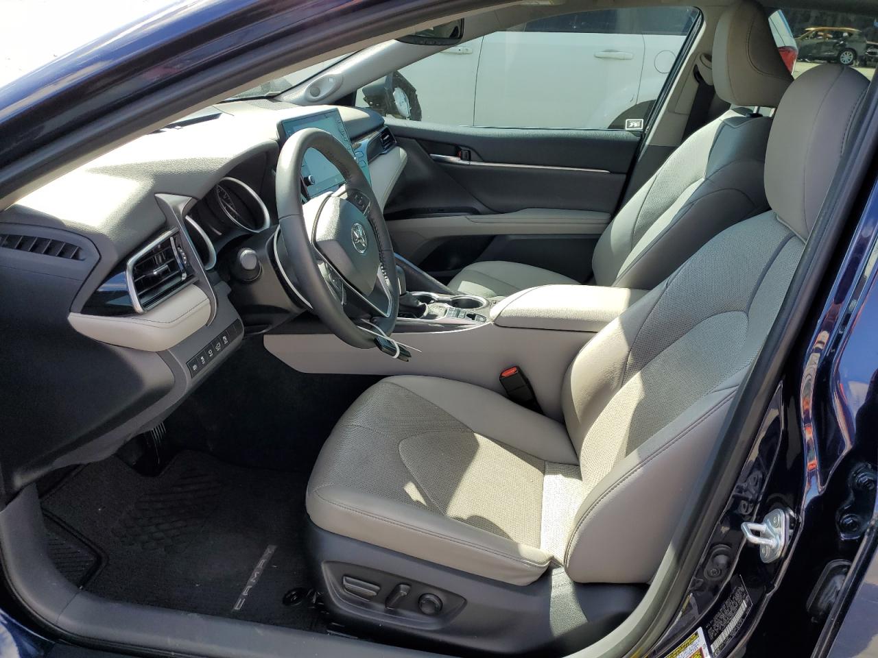 2022 TOYOTA CAMRY XLE VIN:4T1FZ1AK1NU065523