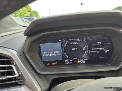 2023 Audi e-tron VIN: