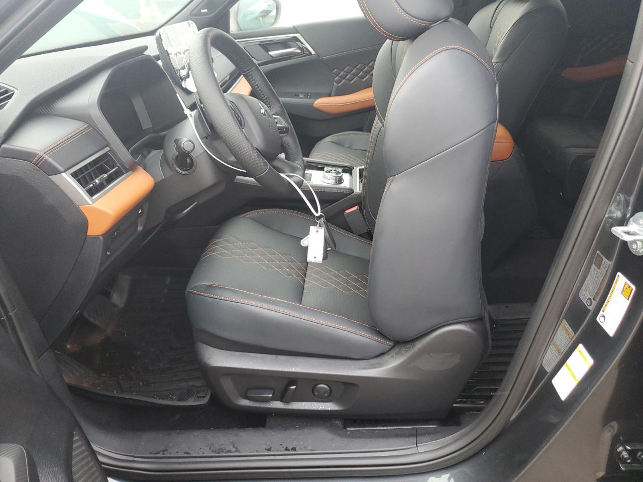 2024 MITSUBISHI OUTLANDER SEL VIN:JA4J3WA83RZ057332