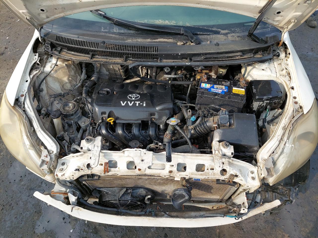 2008 TOYOTA YARIS VIN:JTDBW923881******