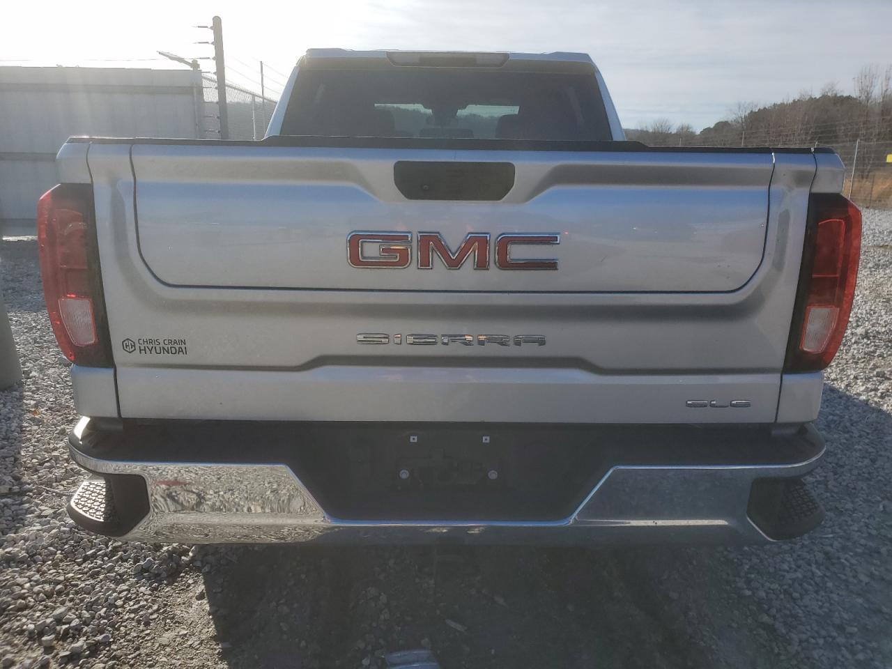 2022 GMC SIERRA K1500 SLE VIN:1GTUUBED7NZ557231