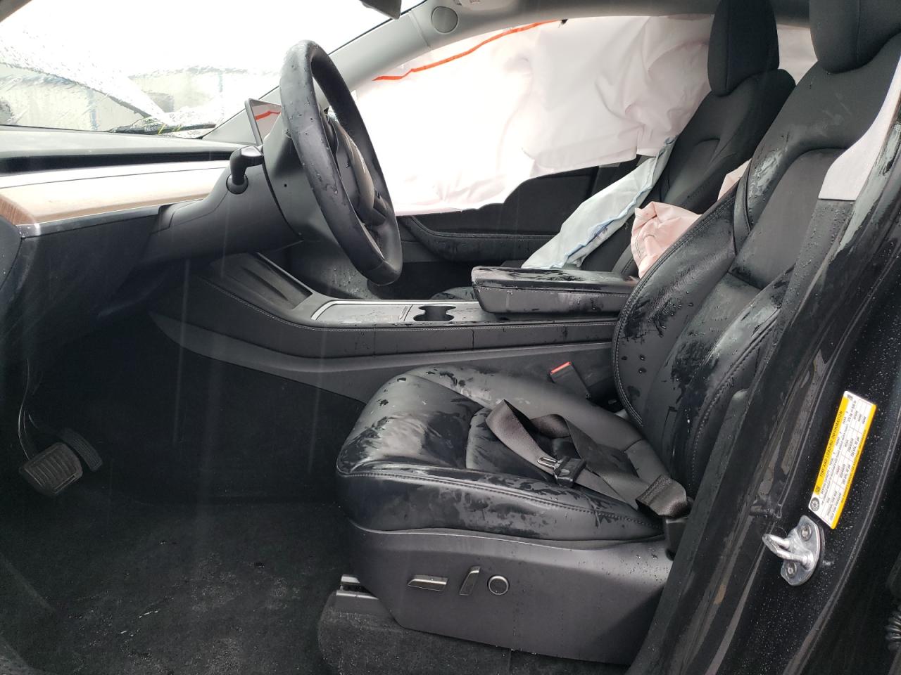 2024 TESLA MODEL Y  VIN:7SAYGDED7RF190995