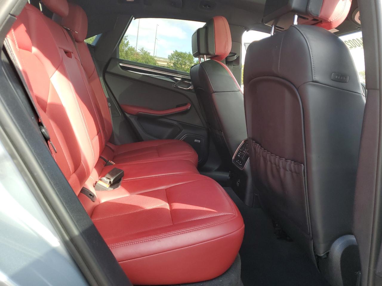 2022 PORSCHE MACAN  VIN:WP1AA2A57NLB05971