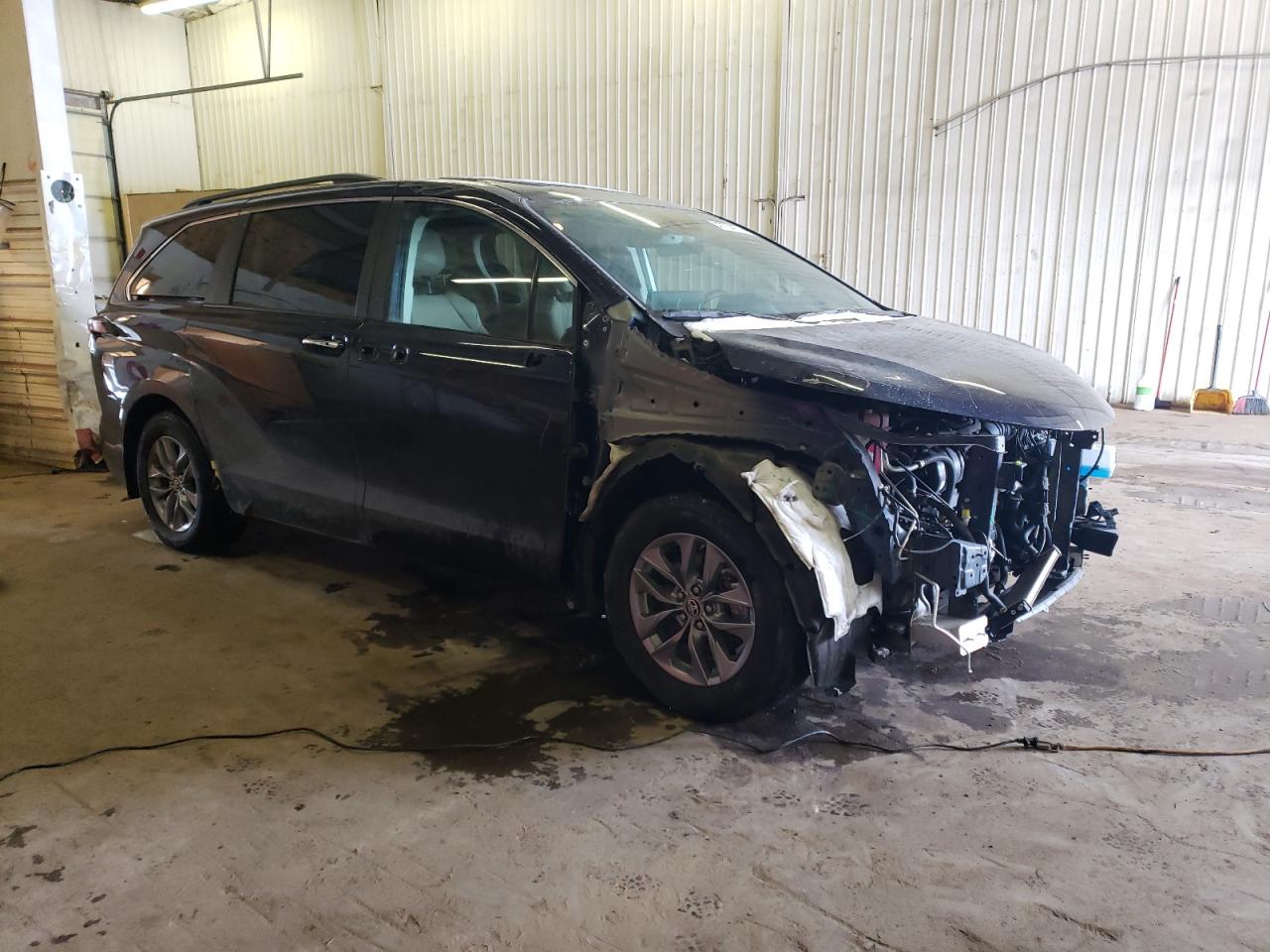 2022 TOYOTA SIENNA XLE VIN:5TDYSKFC1NS051280